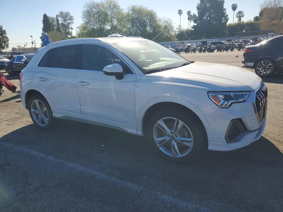 Продаж на аукціоні авто 2022 Audi Q3, vin: WA1EECF34N1014067, номер лоту: 74087635