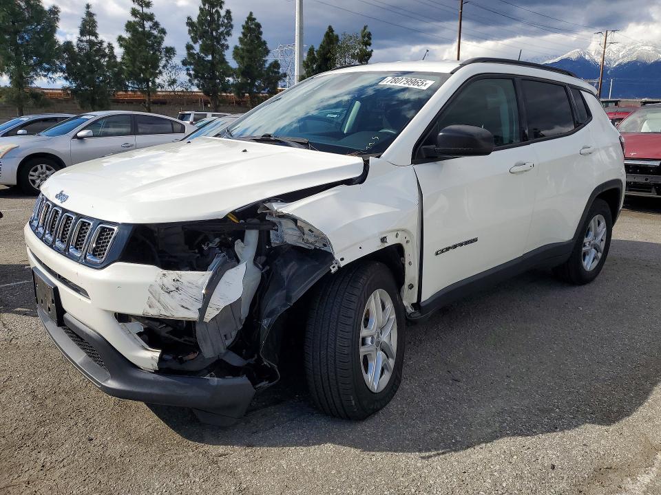 78079965 :رقم المزاد ، 3C4NJCAB6JT250867 vin ، 2018 Jeep Compass مزاد بيع