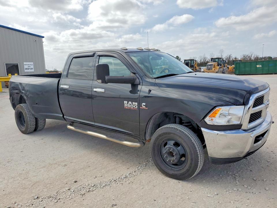 76974805 :رقم المزاد ، 3C63RRGL5JG238955 vin ، 2018 Ram 3500 مزاد بيع