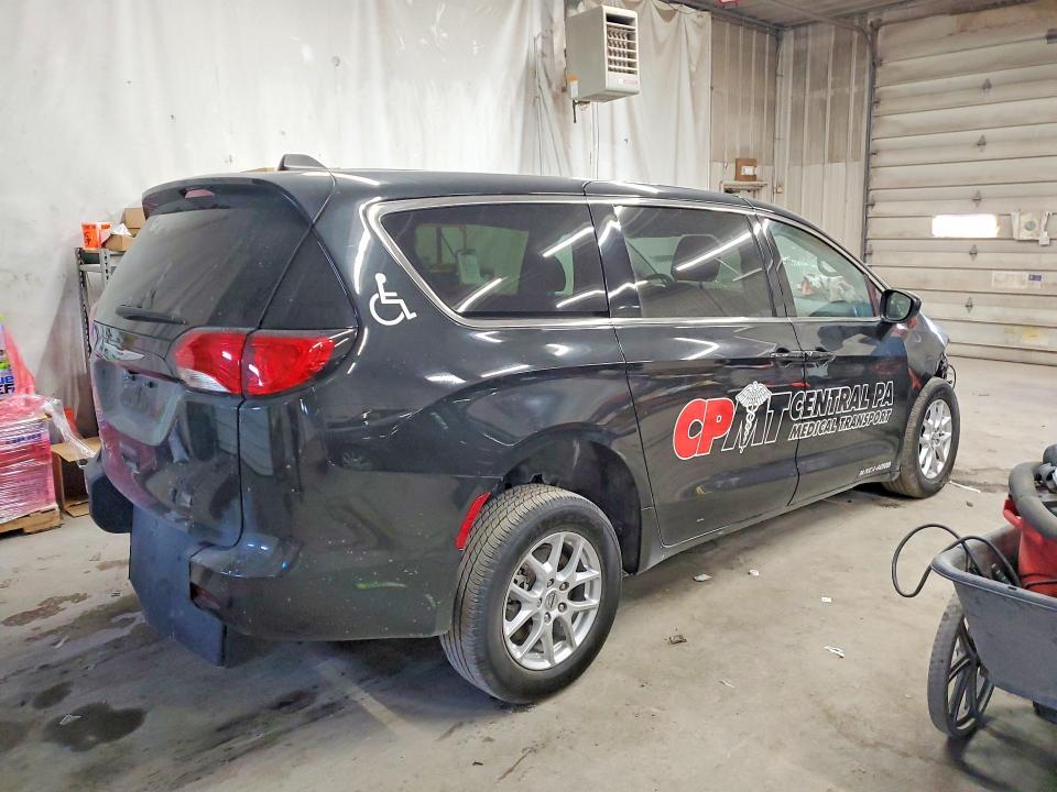2022 Chrysler Voyager მანქანა იყიდება აუქციონზე, vin: 2C4RC1CG5NR208594, აუქციონის ნომერი: 76630865