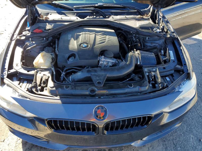 2013 Bmw 335 მანქანა იყიდება აუქციონზე, vin: WBA3A9C56DF476517, აუქციონის ნომერი: 77506875