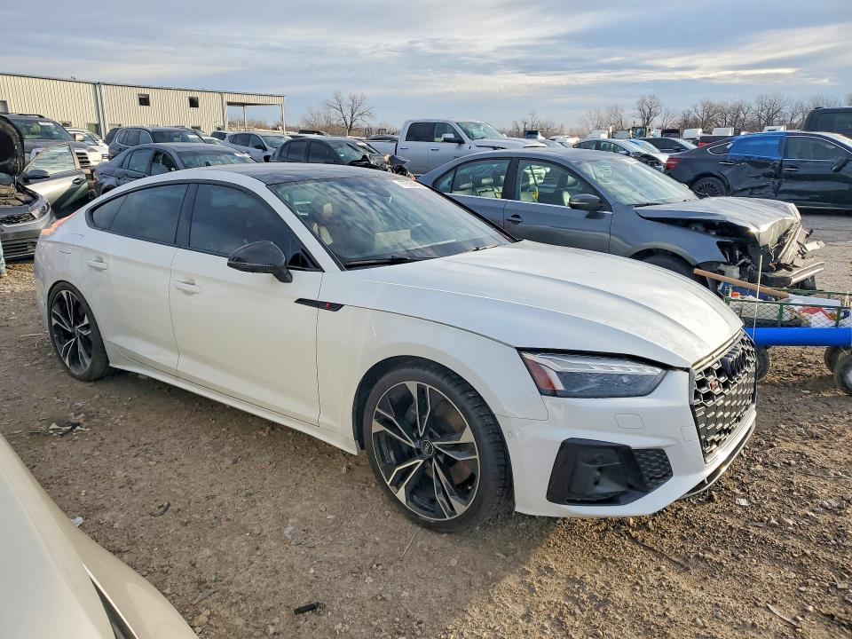 Продажа на аукционе авто 2022 Audi S5, vin: WAUB4CF52NA011646, номер лота: 77593935