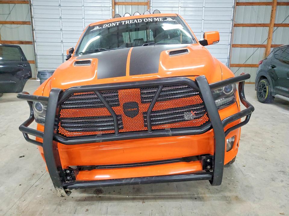 78372085 :رقم المزاد ، 1C6RR7MT6HS562521 vin ، 2017 Ram 1500 مزاد بيع