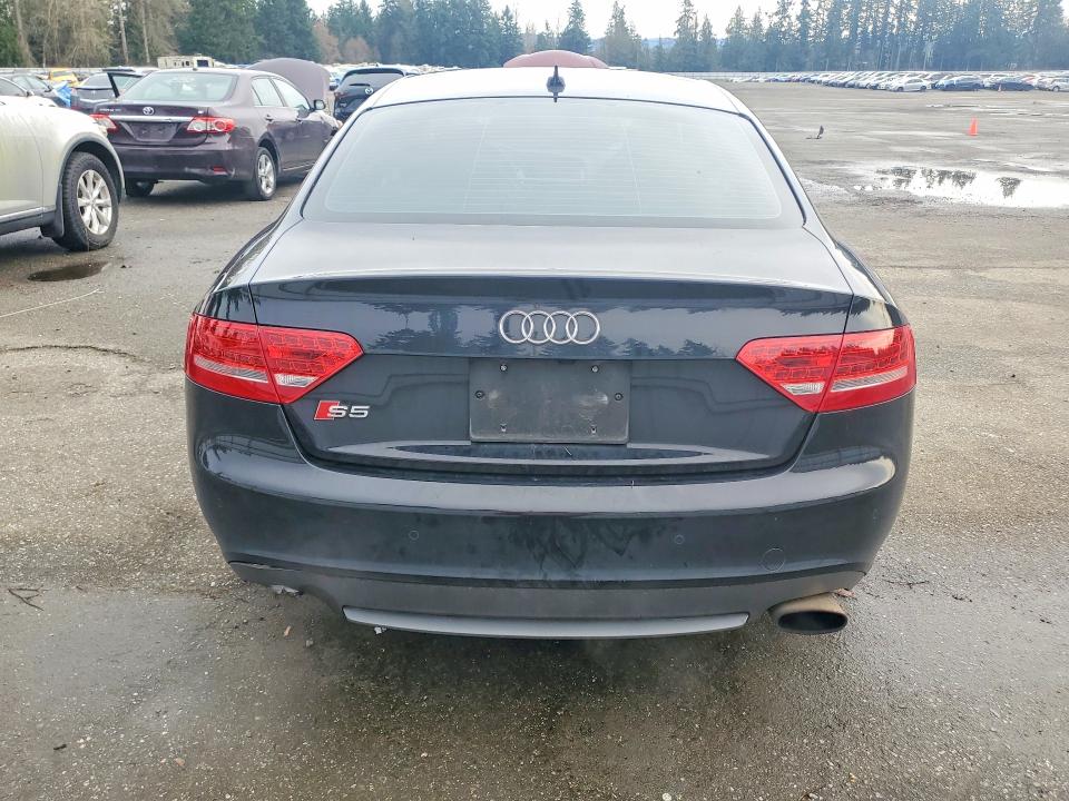76076745 :رقم المزاد ، WAUVVAFR9BA043765 vin ، 2011 Audi S5 مزاد بيع