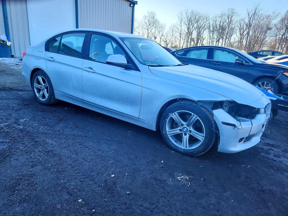 77354015 :رقم المزاد ، WBA3C1C50CF434354 vin ، 2012 Bmw 328 مزاد بيع