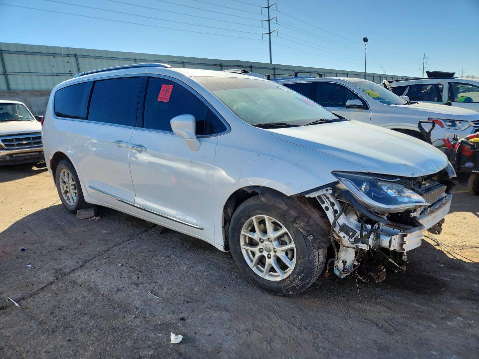 76313355 :رقم المزاد ، 2C4RC1BGXLR117951 vin ، 2020 Chrysler Pacifica مزاد بيع