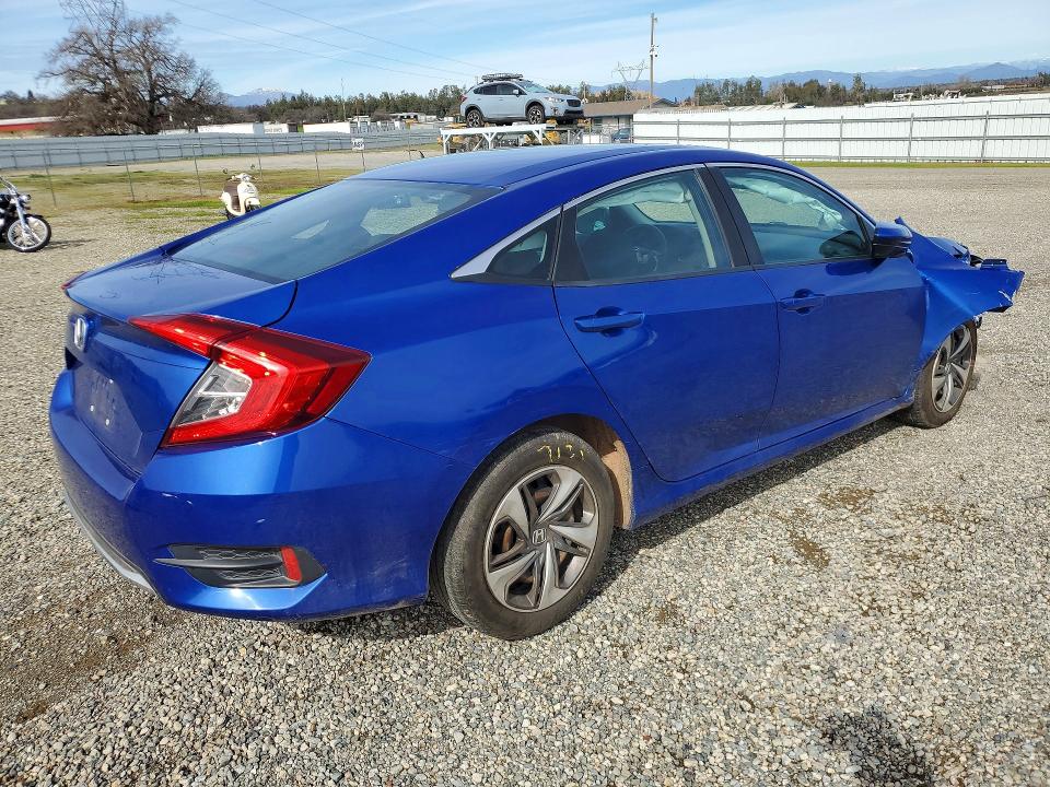79419475 :رقم المزاد ، 19XFC2F63KE208263 vin ، 2019 Honda Civic مزاد بيع