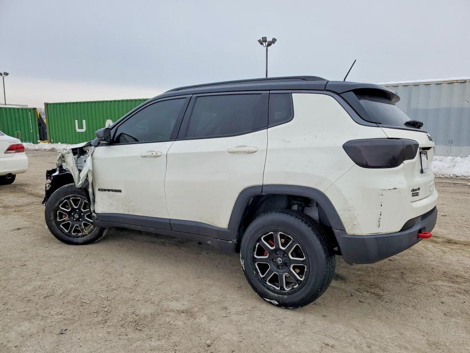 75625815 :رقم المزاد ، 3C4NJDDB0JT451214 vin ، 2018 Jeep Compass مزاد بيع