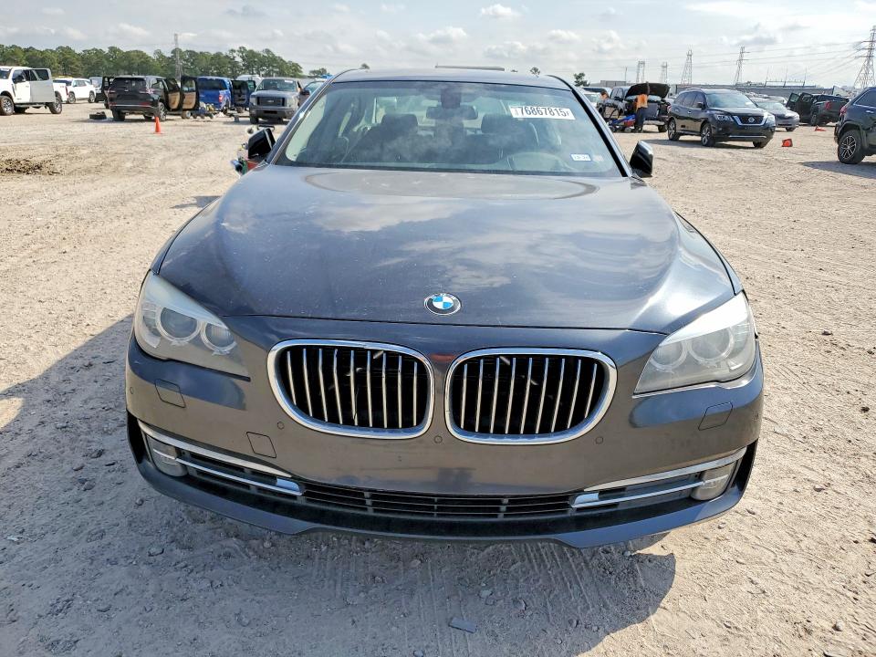 2015 Bmw 740 მანქანა იყიდება აუქციონზე, vin: WBAYA6C54FG273207, აუქციონის ნომერი: 76867815