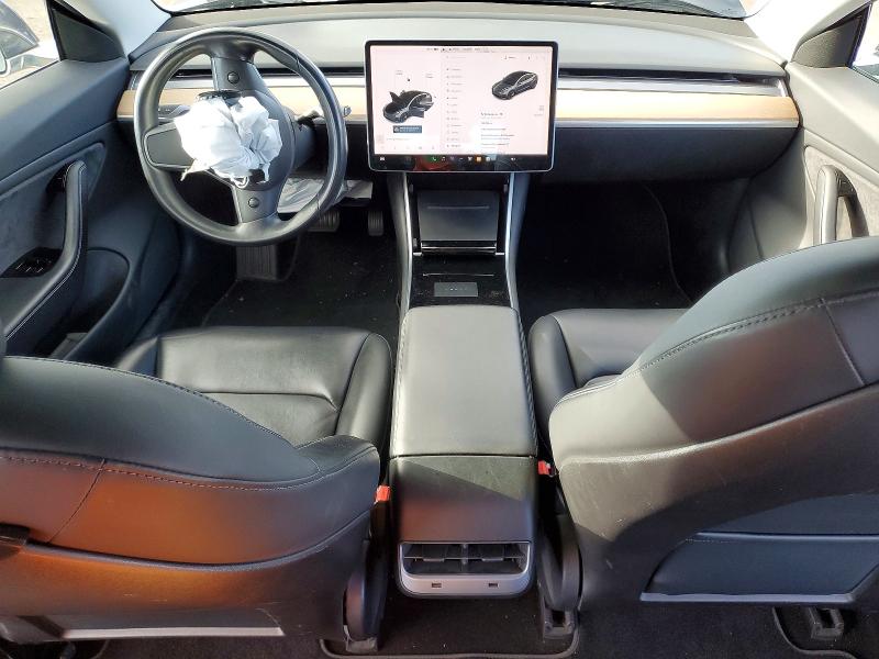 78172845 :رقم المزاد ، 5YJ3E1EA8JF077689 vin ، 2018 Tesla Model 3 مزاد بيع