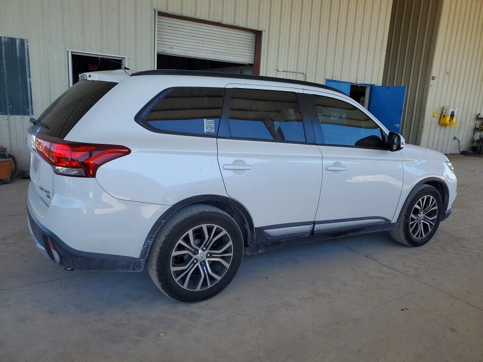 Продаж на аукціоні авто 2016 Mitsubishi Outlander, vin: JA4AD3A31GZ058816, номер лоту: 78727625