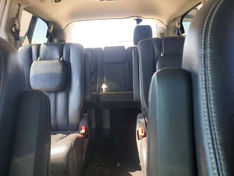 79400865 :رقم المزاد ، 2C4RC1BG4FR577482 vin ، 2015 Chrysler Town & Country مزاد بيع