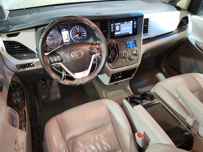 77319025 :رقم المزاد ، 5TDDZ3DC0HS159610 vin ، 2017 Toyota Sienna مزاد بيع
