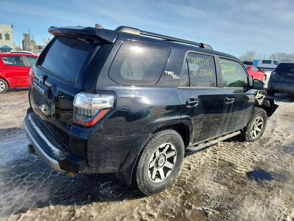 2023 Toyota 4runner მანქანა იყიდება აუქციონზე, vin: JTERU5JRXP6138668, აუქციონის ნომერი: 76261045