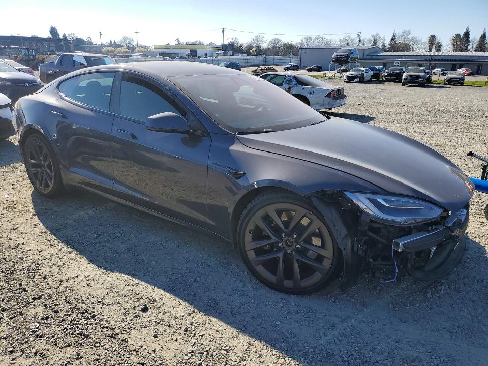 76414525 :رقم المزاد ، 5YJSA1E57MF449442 vin ، 2021 Tesla Model S مزاد بيع