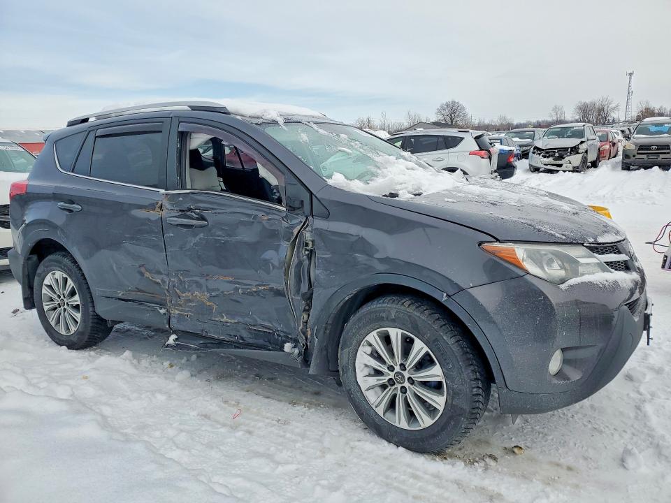 2015 Toyota Rav4 მანქანა იყიდება აუქციონზე, vin: 2T3RFREV8FW301120, აუქციონის ნომერი: 99921615