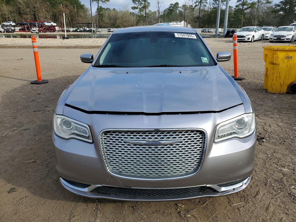 Aukcja sprzedaży 2015 Chrysler 300, vin: 2C3CCAAG0FH810470, numer aukcji: 77947055