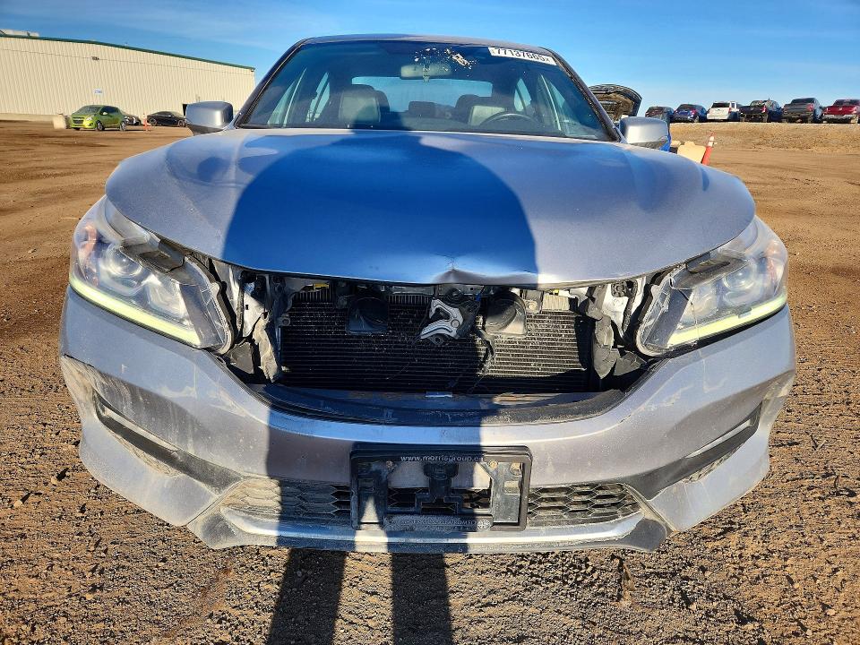Продаж на аукціоні авто 2017 Honda Accord, vin: 1HGCR2F50HA810253, номер лоту: 77137665