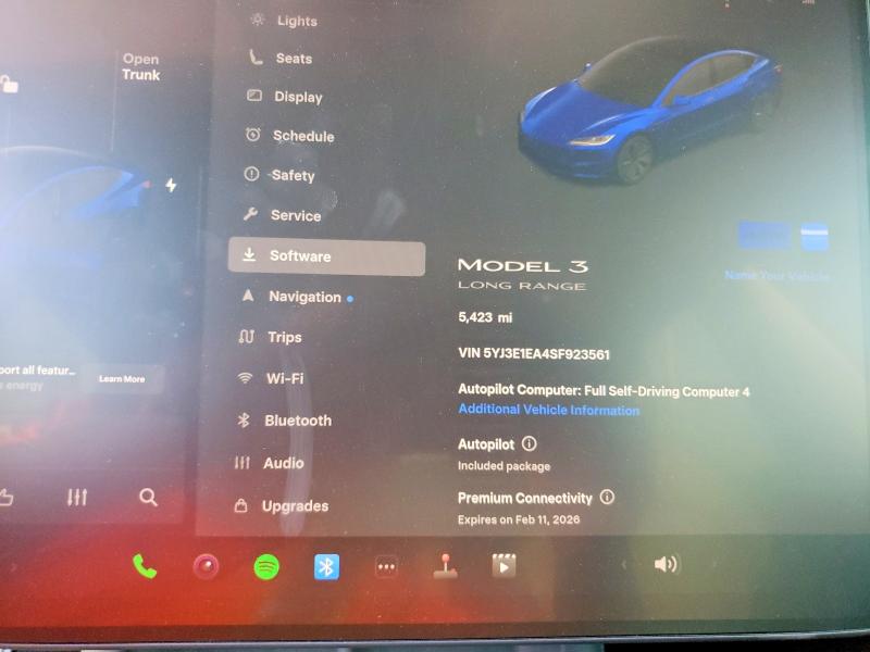 Продажа на аукционе авто 2025 Tesla Model 3, vin: 5YJ3E1EA4SF923561, номер лота: 76861295