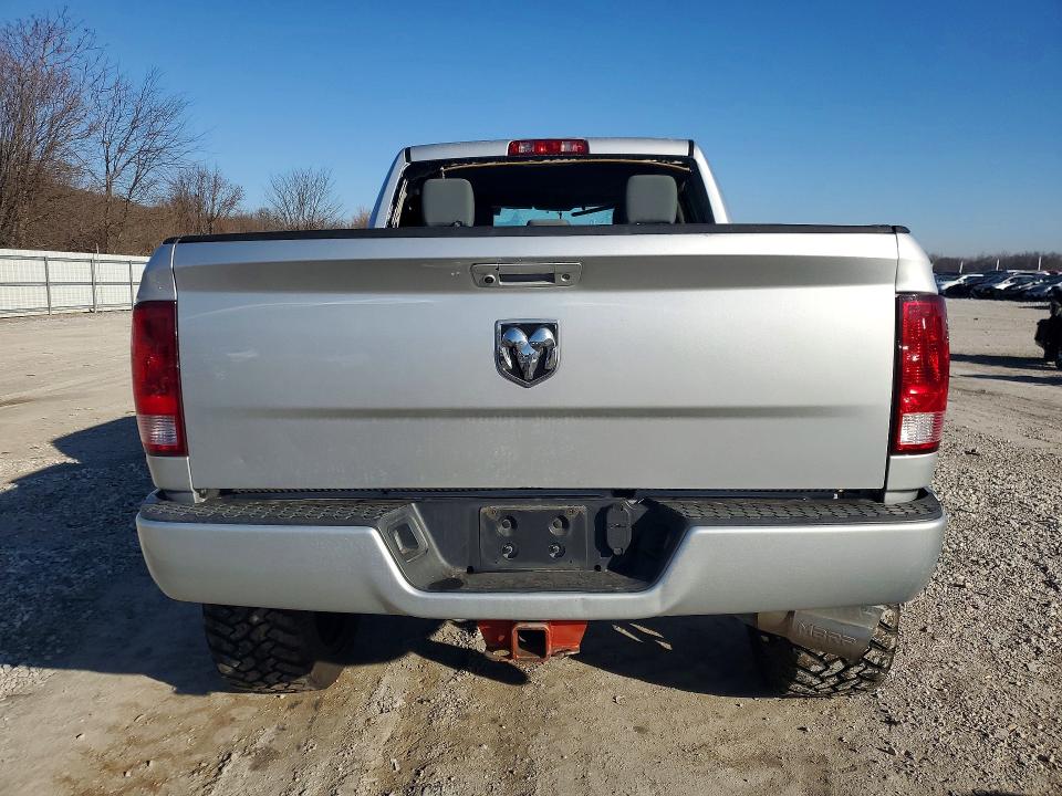 Продажа на аукционе авто 2018 Ram 2500, vin: 3C6UR5CL4JG380183, номер лота: 76202475