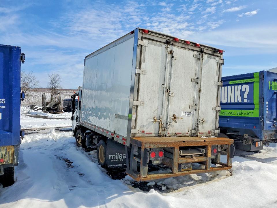 77397205 :رقم المزاد ، JALC4W162J7008650 vin ، 2018 Isuzu Npr Hd مزاد بيع