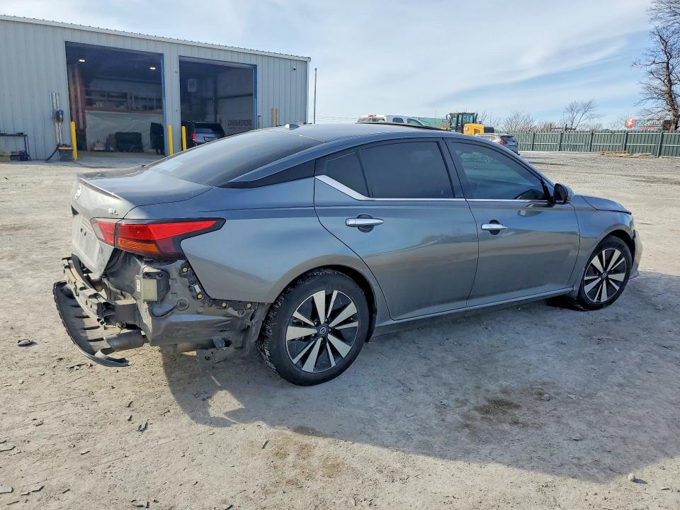 Продажа на аукционе авто 2021 Nissan Altima, vin: 1N4BL4EV3MN349650, номер лота: 77090015