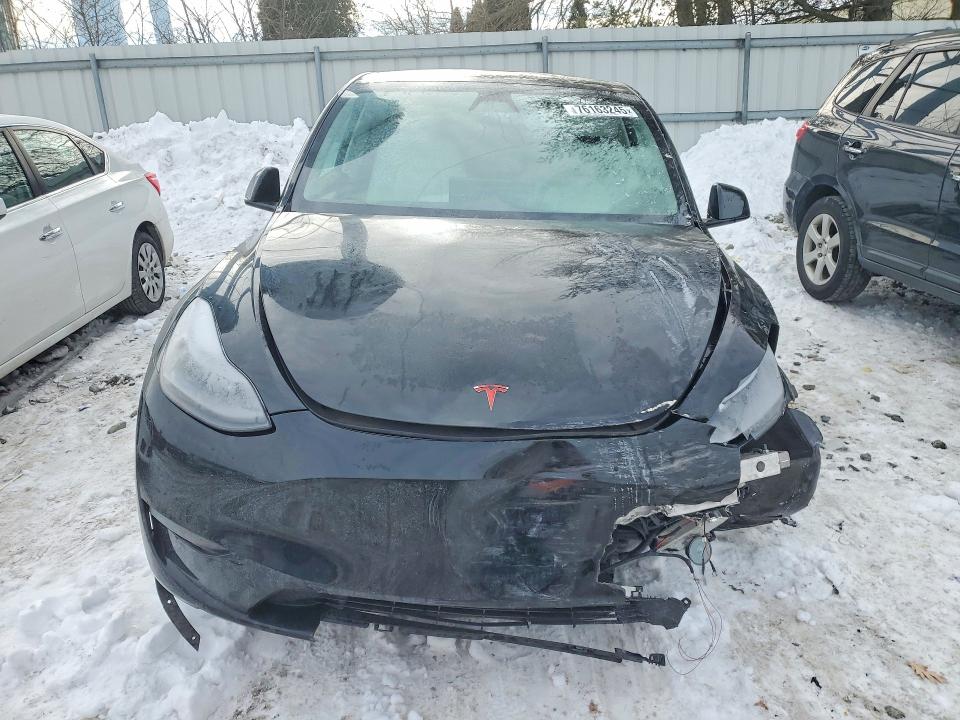 Продаж на аукціоні авто 2023 Tesla Model Y, vin: 7SAYGDEEXPF947295, номер лоту: 76163245