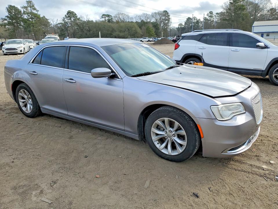 Aukcja sprzedaży 2015 Chrysler 300, vin: 2C3CCAAG0FH810470, numer aukcji: 77947055