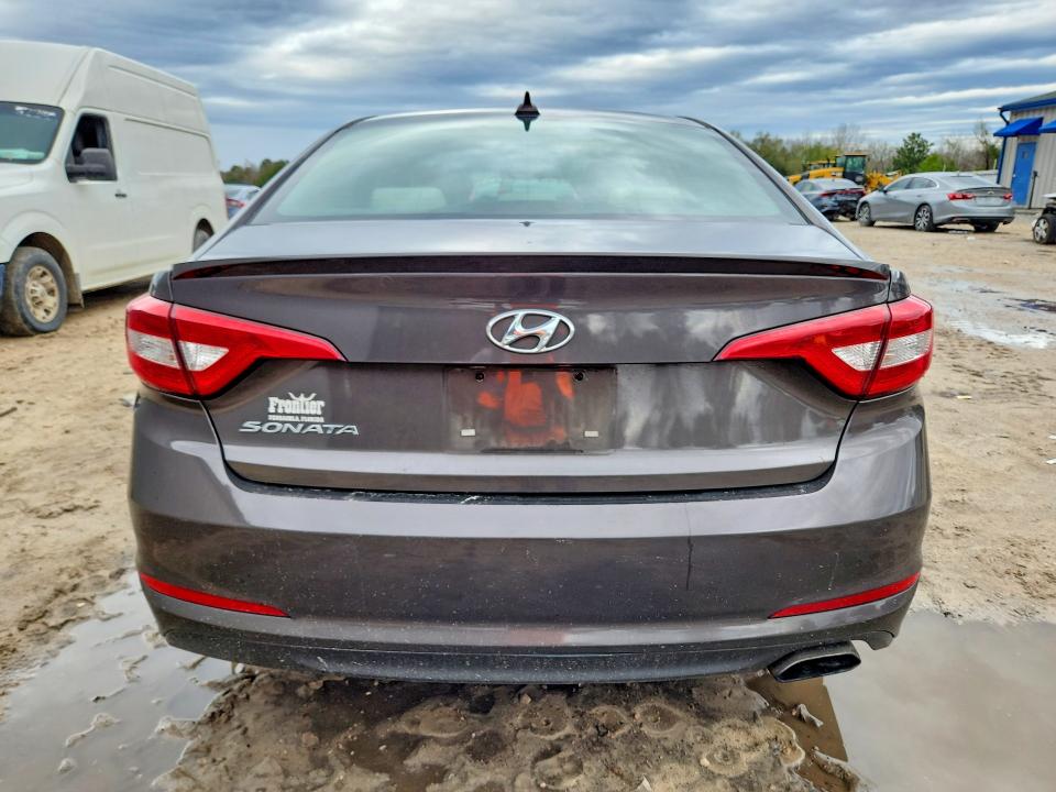 2017 Hyundai Sonata მანქანა იყიდება აუქციონზე, vin: 5NPE24AF3HH581681, აუქციონის ნომერი: 79389185
