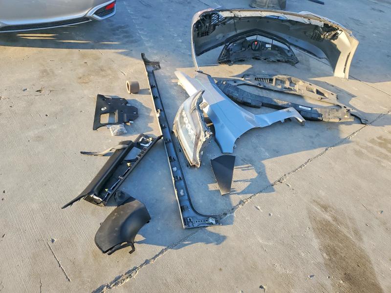 76762625 :رقم المزاد ، 19UDE2F88GA015685 vin ، 2016 Acura Ilx مزاد بيع