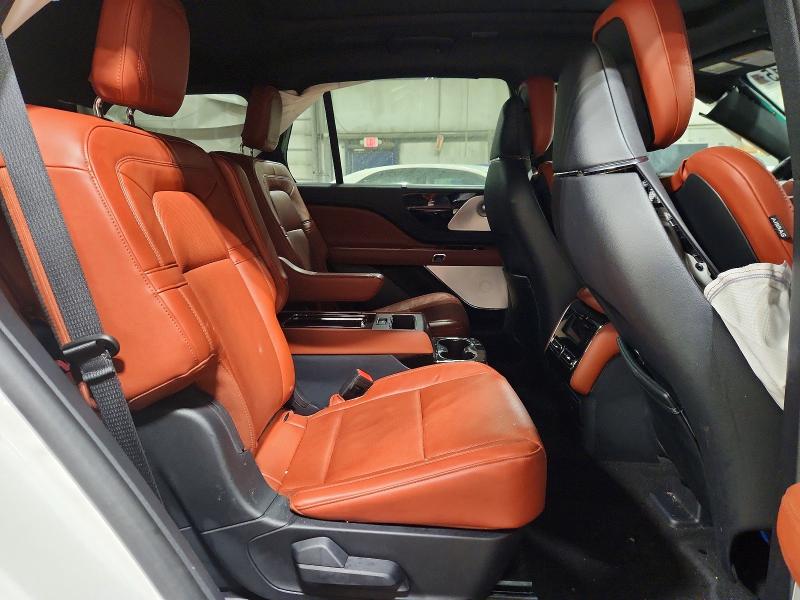 Продажа на аукционе авто 2025 Lincoln Aviator, vin: 5LM5J7XC8SGL16079, номер лота: 76136015
