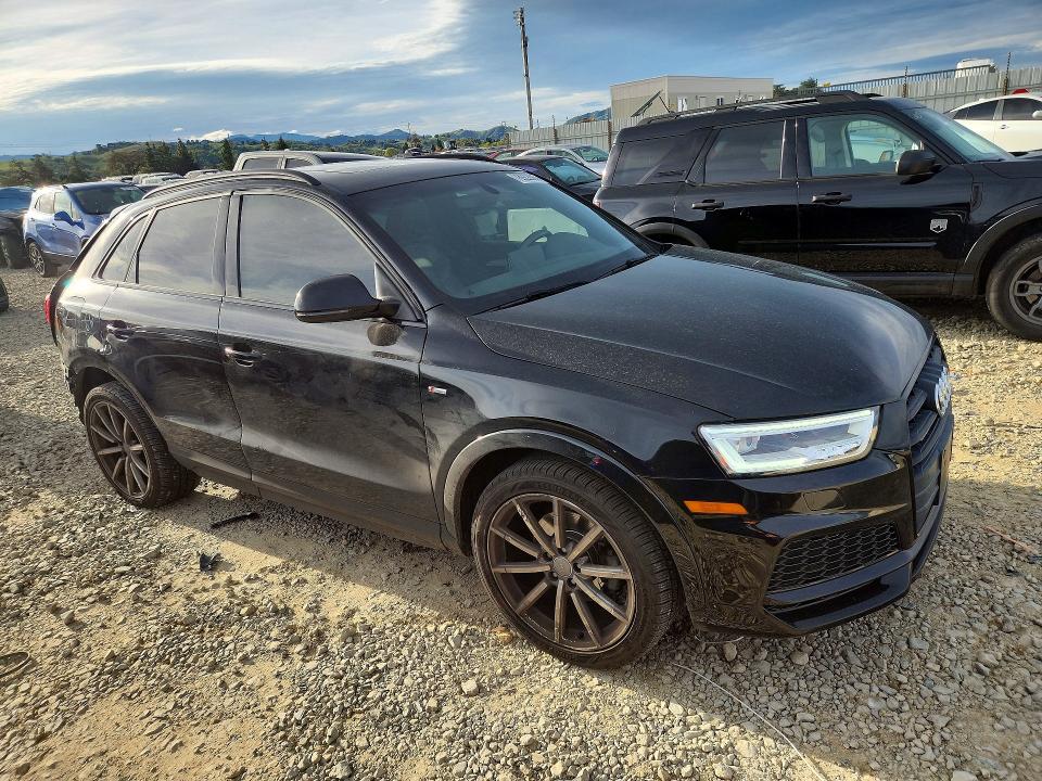 78922605 :رقم المزاد ، WA1JCCFS7JR011672 vin ، 2018 Audi Q3 مزاد بيع