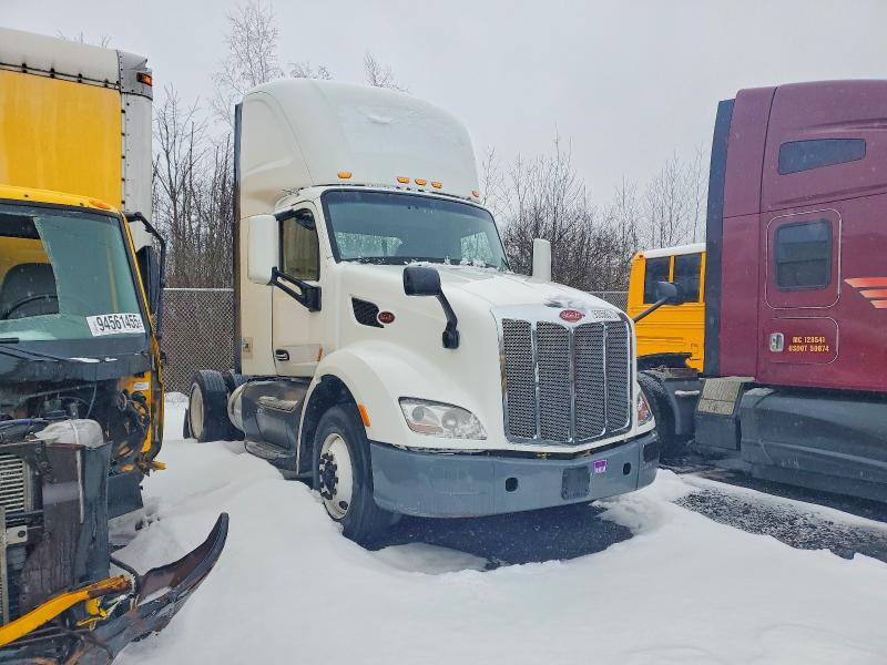 Продажа на аукционе авто 2016 Peterbilt 579, vin: 1XPBA48X2GD339732, номер лота: 93058075