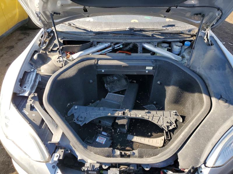Продажа на аукционе авто 2014 Tesla Model S, vin: 5YJSA1S19EFP36445, номер лота: 77226265