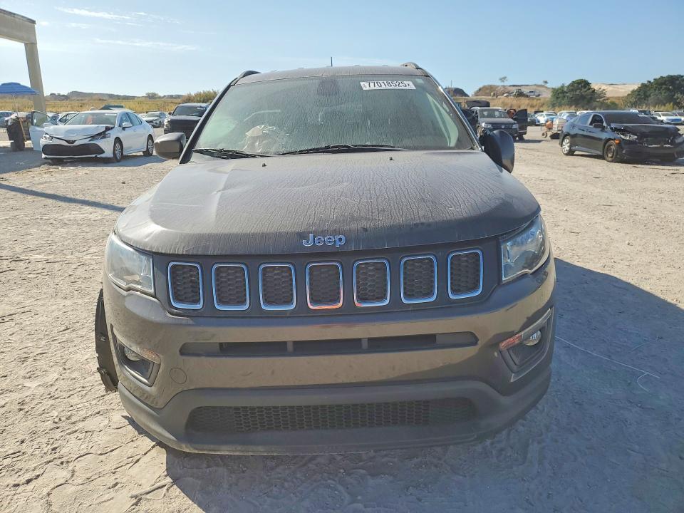 Продаж на аукціоні авто 2018 Jeep Compass, vin: 3C4NJCBB5JT256996, номер лоту: 48875996