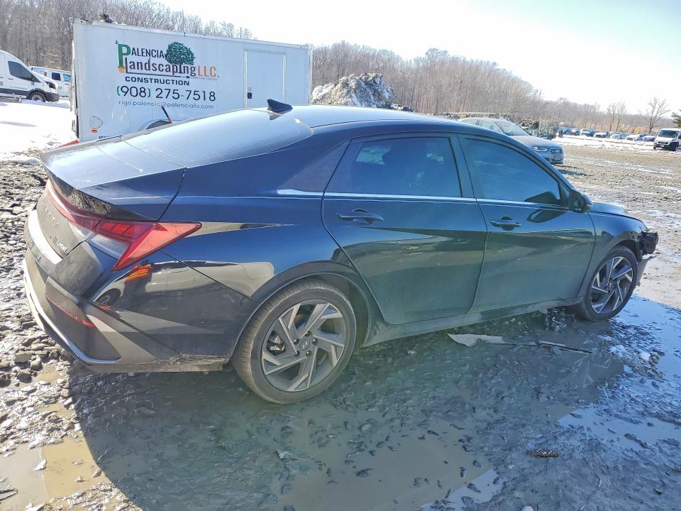 Продажа на аукционе авто 2025 Hyundai Elantra, vin: KMHLP4DG3SU910594, номер лота: 79172375