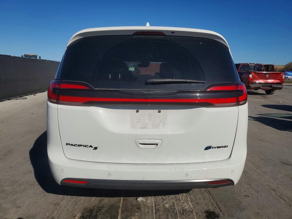 77780335 :رقم المزاد ، 2C4RC1S72NR215939 vin ، 2022 Chrysler Pacifica مزاد بيع