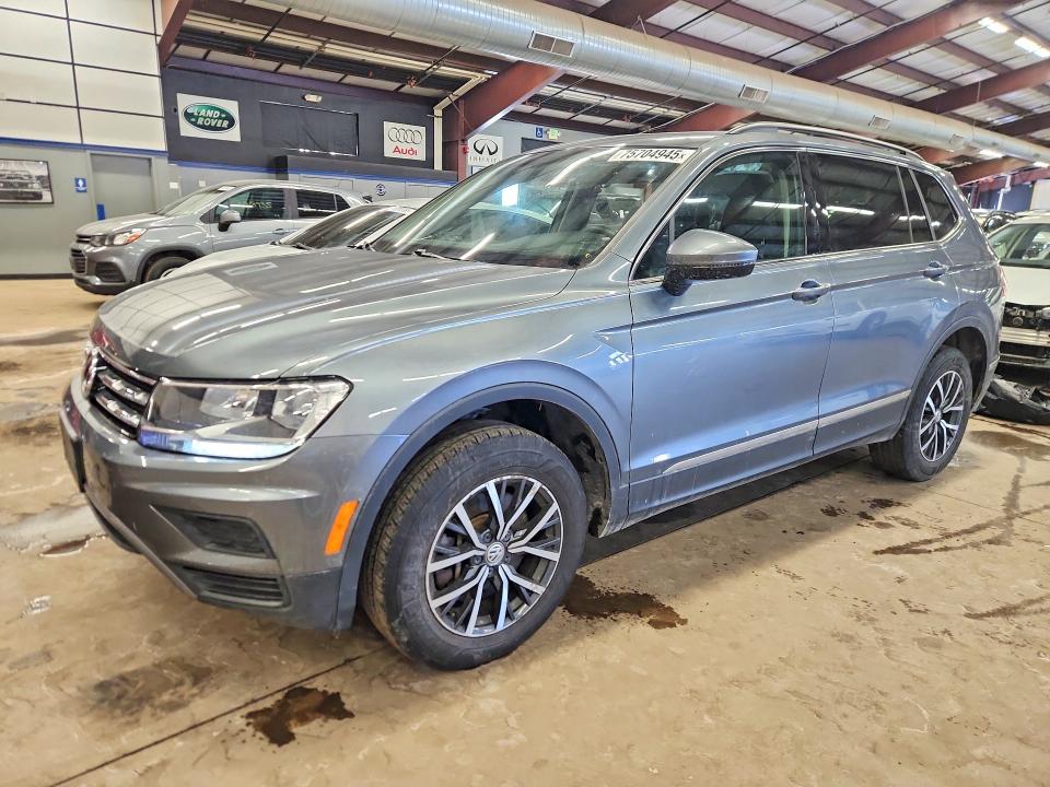 Продажа на аукционе авто 2020 Volkswagen Tiguan, vin: 3VV2B7AX3LM139078, номер лота: 75704945