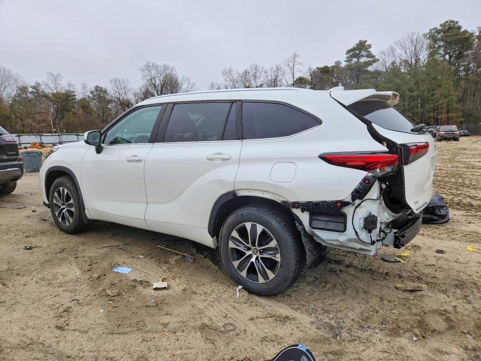 Aukcja sprzedaży 2021 Toyota Highlander, vin: 5TDHZRBH9MS523326, numer aukcji: 77352525