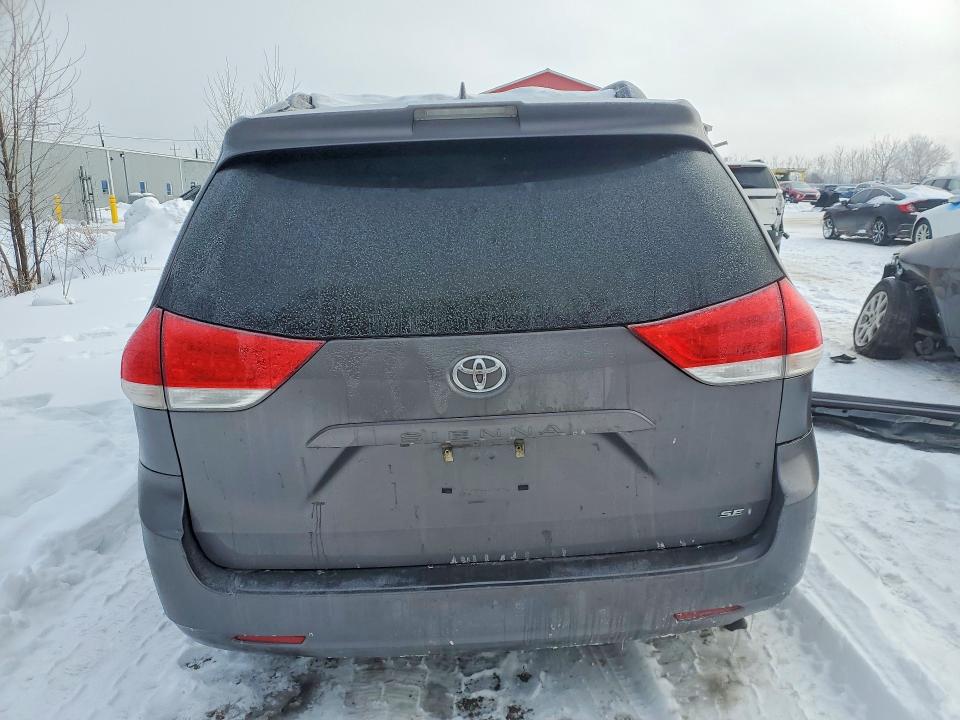 74651555 :رقم المزاد ، 5TDXZ3DCXKS972828 vin ، 2019 Toyota Sienna مزاد بيع