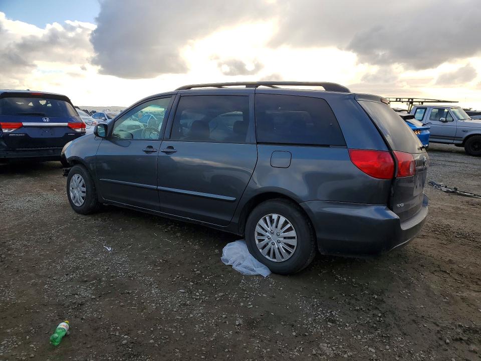 Продажа на аукционе авто 2007 Toyota Sienna, vin: 5TDZK23C47S071454, номер лота: 77796765