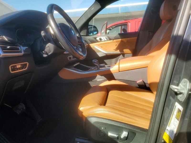 78565485 :رقم المزاد ، 5UXCR6C08M9F08835 vin ، 2021 Bmw X5 مزاد بيع