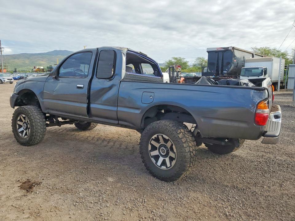 79269335 :رقم المزاد ، 4TASN92N4YZ643400 vin ، 2000 Toyota Tacoma مزاد بيع
