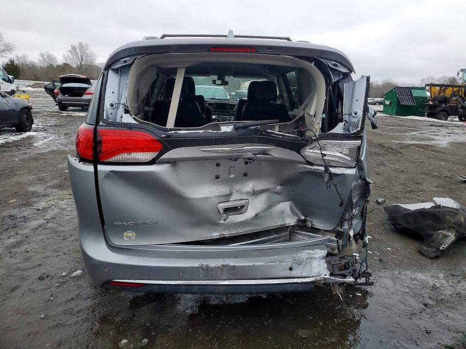 Продажа на аукционе авто 2019 Chrysler Pacifica, vin: 2C4RC1BG1KR609816, номер лота: 77621595