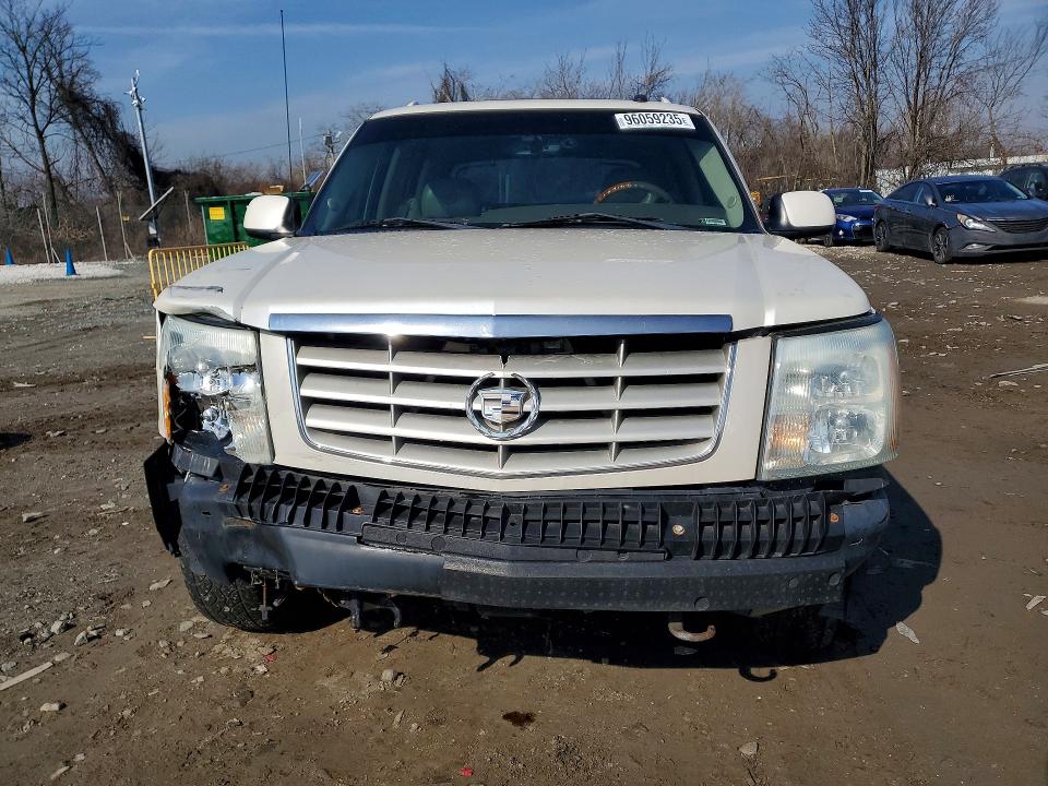 Продажа на аукционе авто 2003 Cadillac Escalade, vin: 3GYEK63N53G235191, номер лота: 96059235