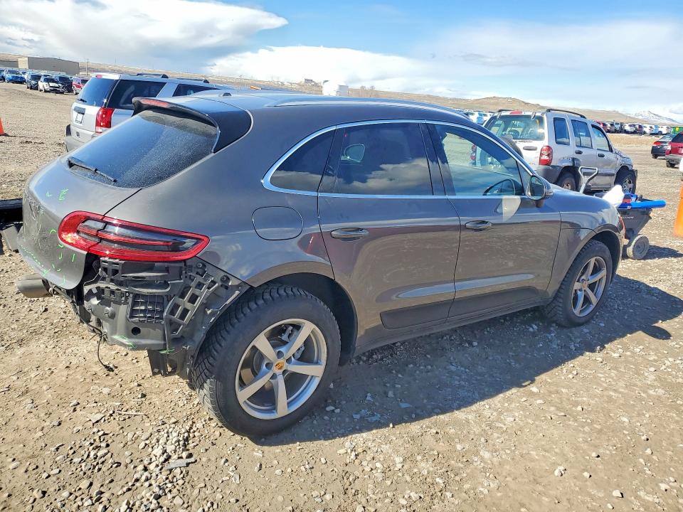 77730595 :رقم المزاد ، WP1AB2A54FLB68489 vin ، 2015 Porsche Macan مزاد بيع