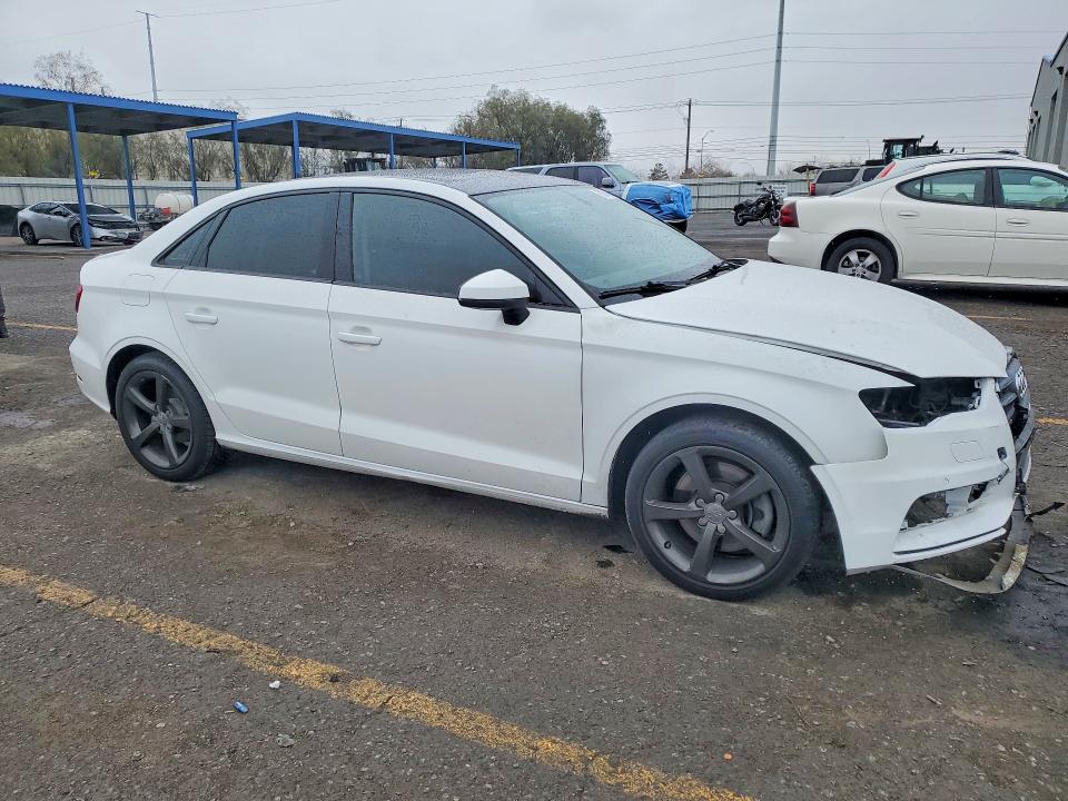 Продажа на аукционе авто 2016 Audi A3, vin: WAUA7GFF5G1055940, номер лота: 78315225