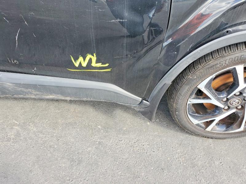 Продаж на аукціоні авто 2018 Toyota C-hr, vin: NMTKHMBX6JR020124, номер лоту: 77292505