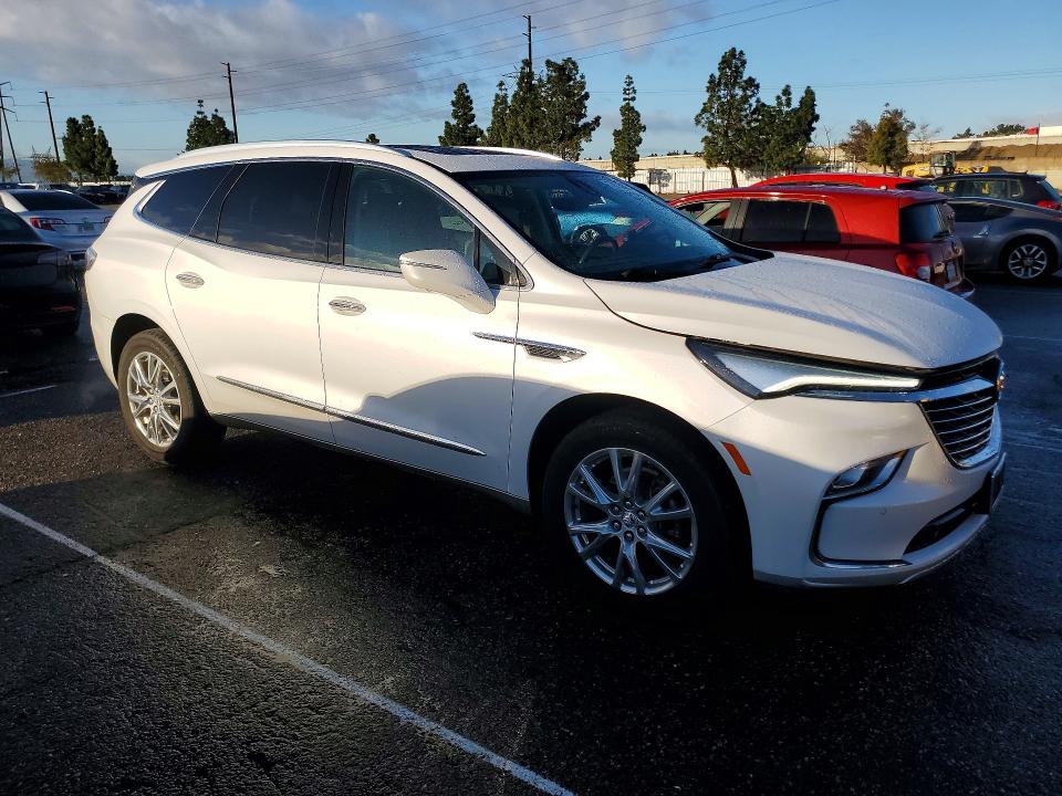 2024 Buick Enclave მანქანა იყიდება აუქციონზე, vin: 5GAERCKW2RJ103718, აუქციონის ნომერი: 77613905