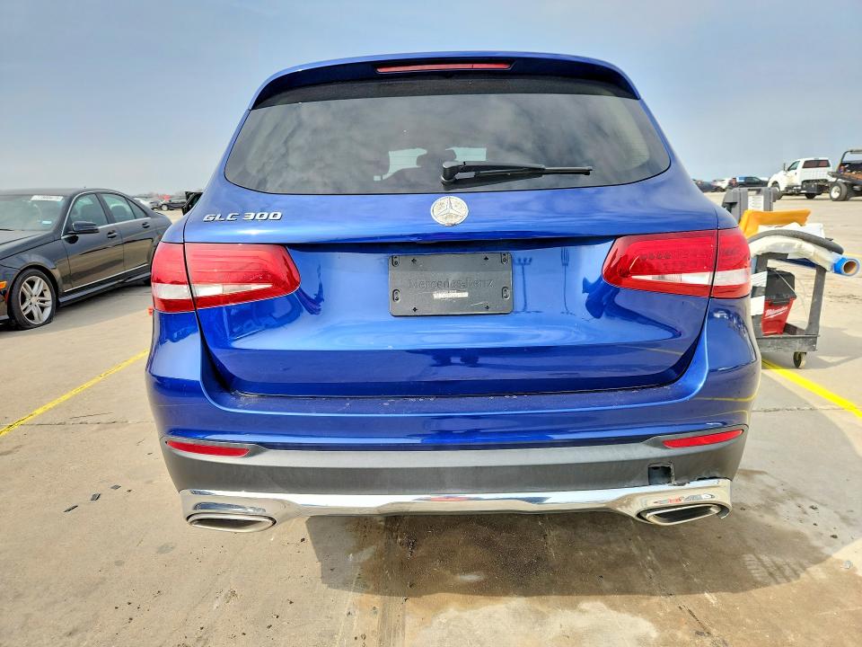 78356975 :رقم المزاد ، WDC0G4JB4HF132765 vin ، 2017 Mercedes-benz Glc مزاد بيع